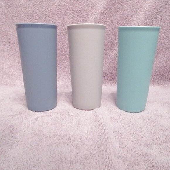Vintage SET OF 3 Tupperware STACKING Bell TUMBLERS 12 oz COUNTRY PASTELS #1348 - Picture 2 of 8